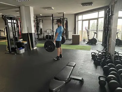 50/50 fitness studio